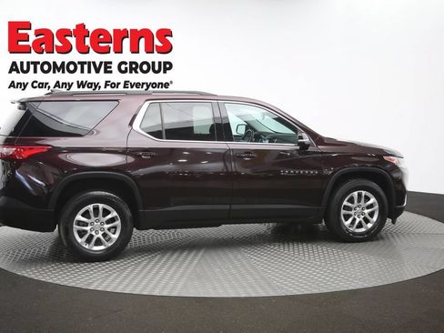 Used 2021 Chevrolet Traverse LT AWD/4WD image 44