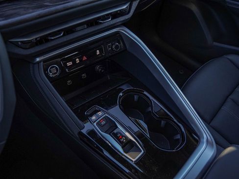 New 2025 Audi Q5 Premium Plus image 12