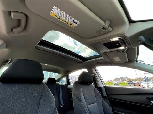 Used 2024 Honda Accord EX image 13