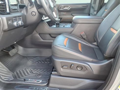Used 2023 GMC Sierra 1500 AT4 w/ AT4 Premium Package AWD/4WD image 20