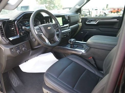 Used 2025 Chevrolet Silverado 1500 LTZ w/ LTZ Premium Texas Edition AWD/4WD image 8