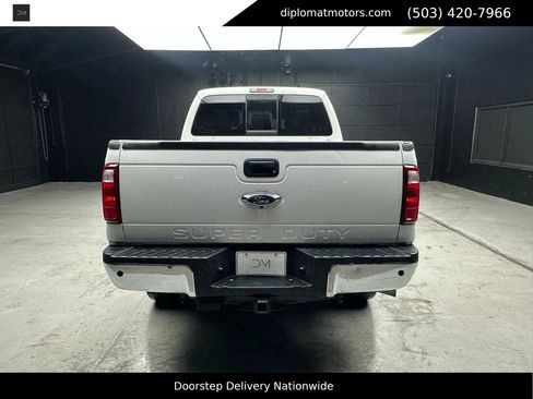 Used 2016 Ford F350 Lariat w/ Lariat Interior Package image 6