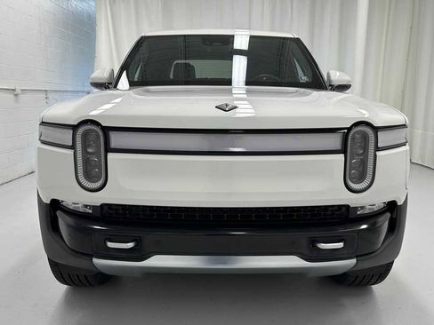 Used 2023 Rivian R1T Adventure image 5
