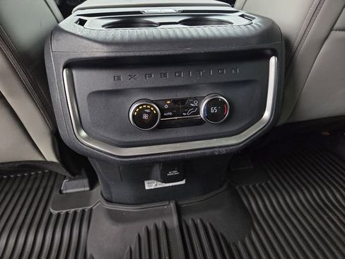 New 2026 Ford Expedition Active RWD image 17