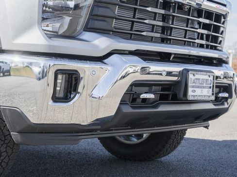 New 2026 Chevrolet Silverado 3500 LT AWD/4WD image 13