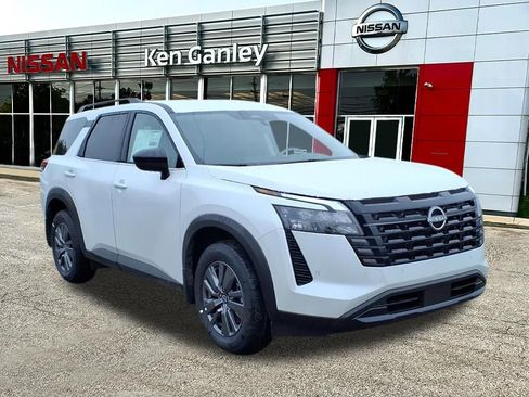 New 2026 Nissan Pathfinder SV AWD/4WD image 1