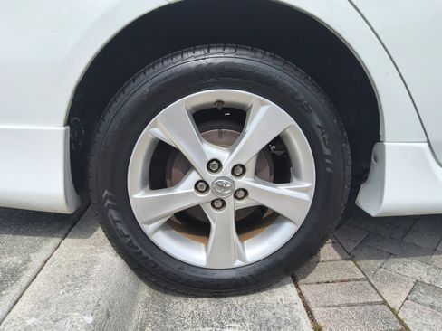Used 2011 Toyota Corolla S FWD image 39