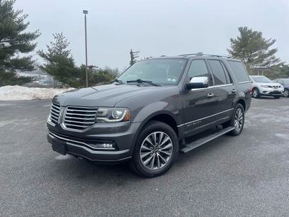 Used 2017 Lincoln Navigator Select