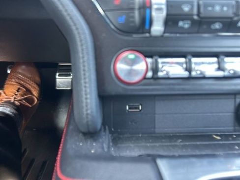 Used 2022 Ford Mustang GT Premium w/ Equipment Group 401A RWD image 25