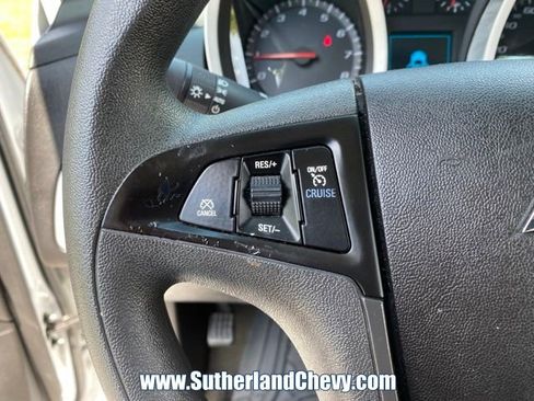 Used 2015 Chevrolet Equinox LS image 19