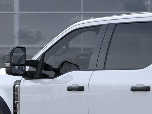 New 2026 Ford F550 4x4 Crew Cab image 20