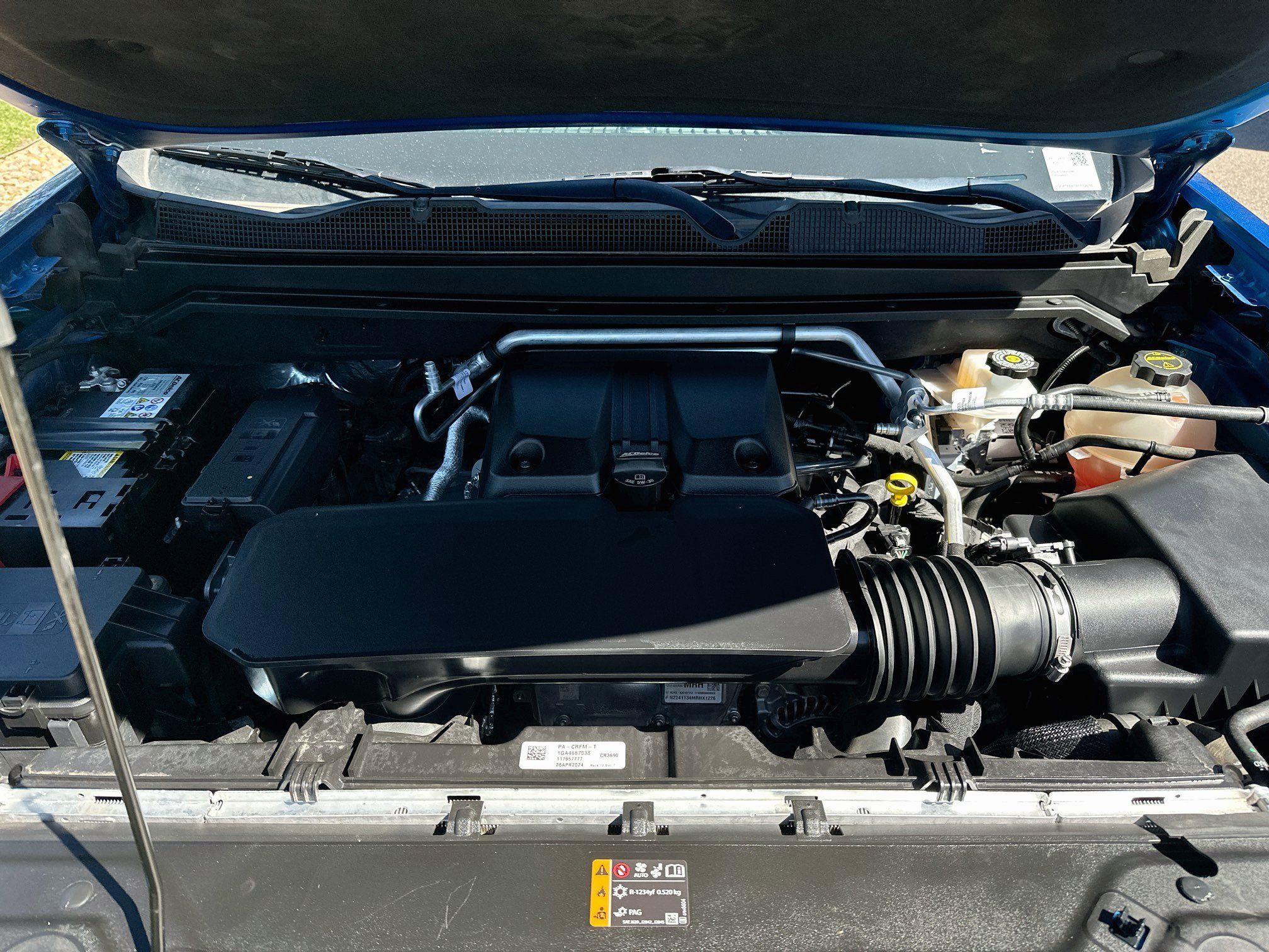 Used 2024 Chevrolet Colorado Trail Boss w/ Technology Package AWD/4WD image 32