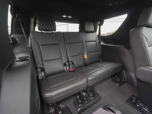 Used 2024 Chevrolet Tahoe LT w/ LT Signature Plus Package AWD/4WD image 41