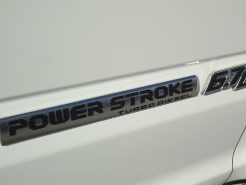 Used 2021 Ford F250 XL w/ Power Equipment Group AWD/4WD image 12