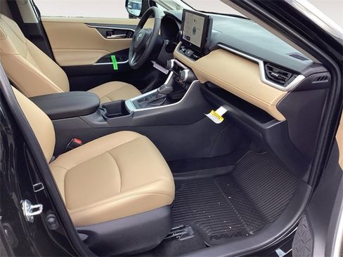 New 2025 Toyota RAV4 XLE Premium image 15