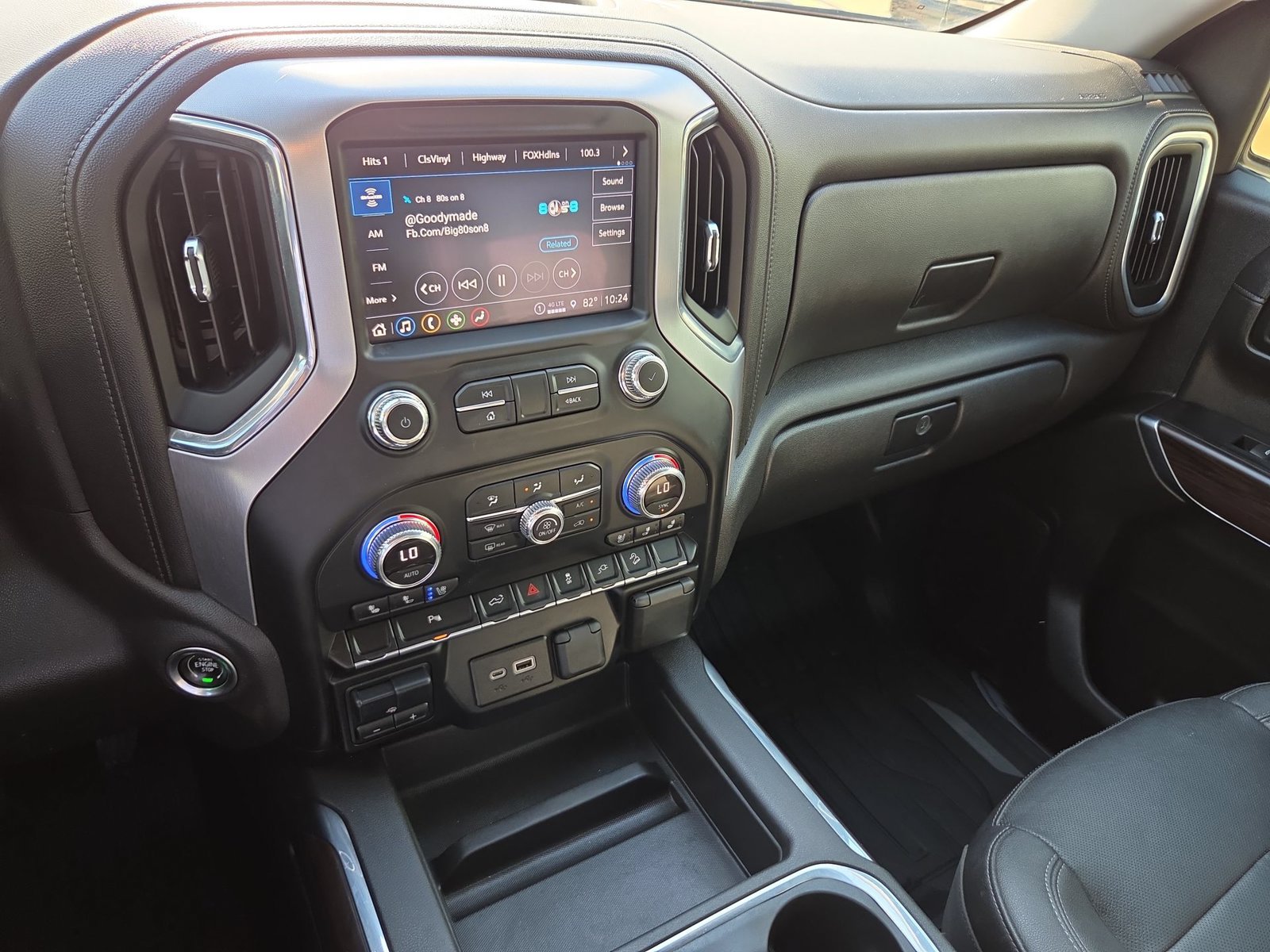 Used 2022 GMC Sierra 1500 SLT AWD/4WD image 13