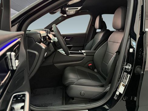 Certified 2026 Mercedes-Benz GLC 300 image 5