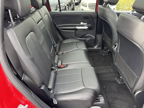 New 2026 Mercedes-Benz GLB 250 image 5