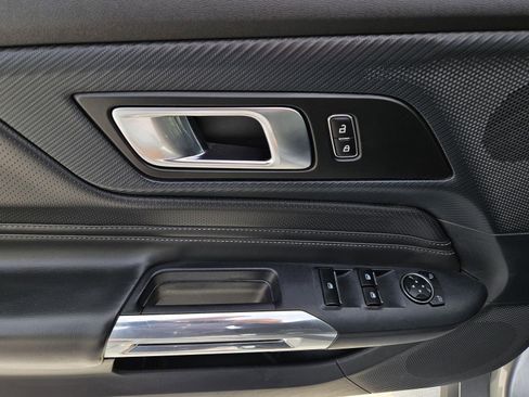 Used 2024 Ford Mustang Premium image 10