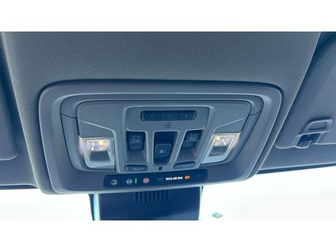 Used 2024 GMC Sierra 1500 Denali image 14