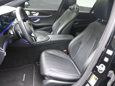 Used 2022 Mercedes-Benz E 350 Sedan image 18