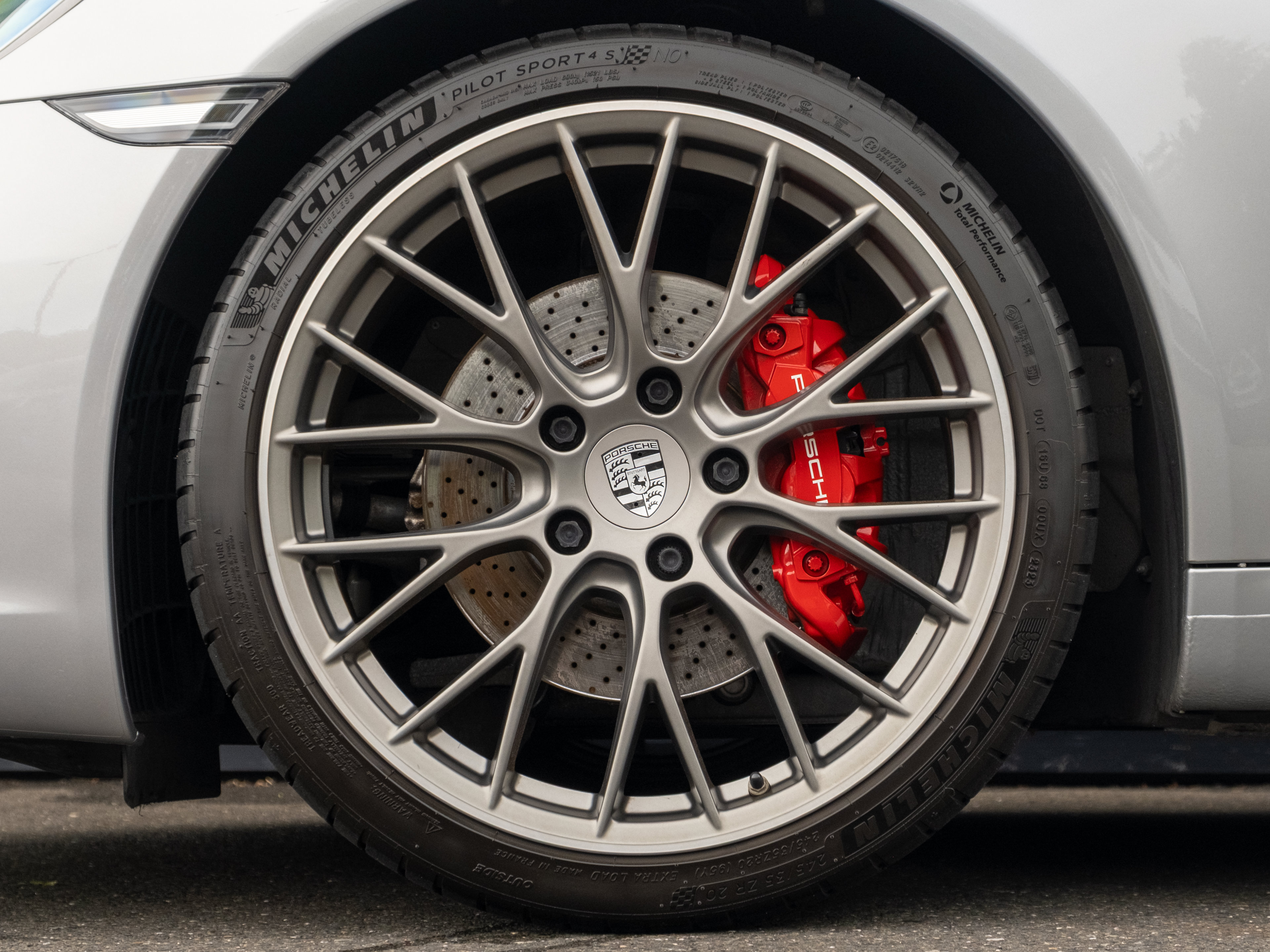 Certified 2019 Porsche 911 Carrera RWD image 12