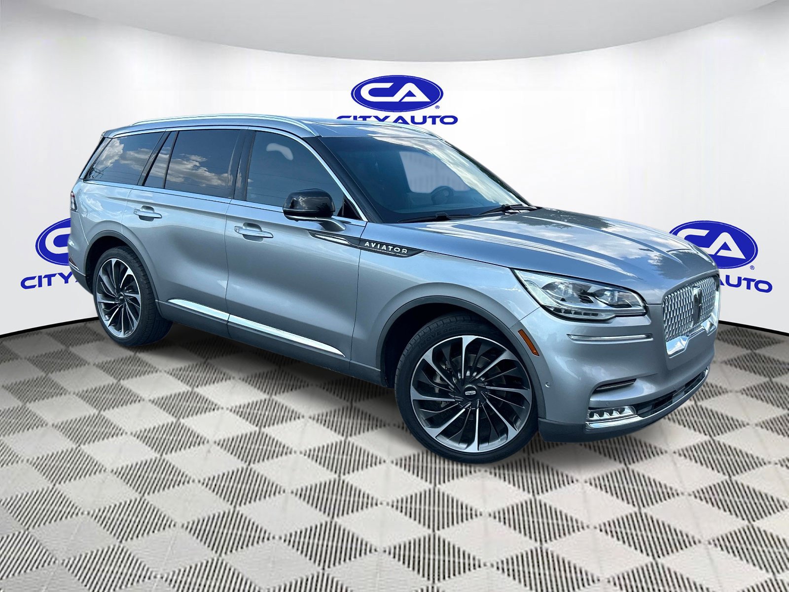 Used 2021 Lincoln Aviator Reserve w/ Equipment Group 202A AWD/4WD image 1