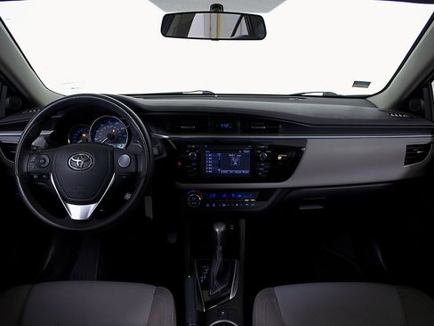 Used 2016 Toyota Corolla LE FWD image 21