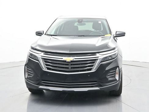 Used 2023 Chevrolet Equinox LT image 2