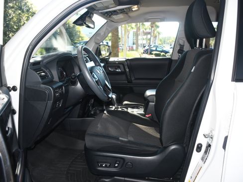 Used 2023 Toyota 4Runner TRD Off-Road image 7