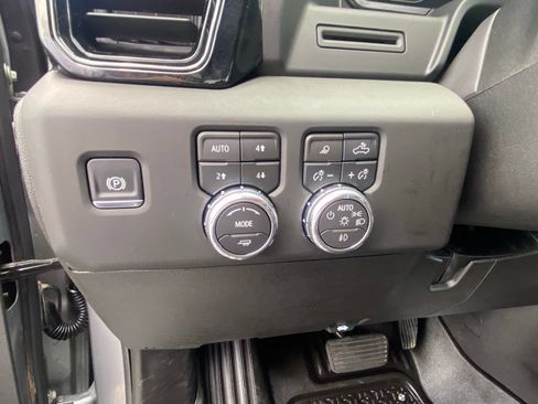 Used 2025 GMC Sierra 2500 AT4 AWD/4WD image 12
