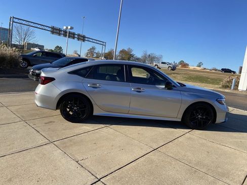 Used 2025 Honda Civic Sport image 12