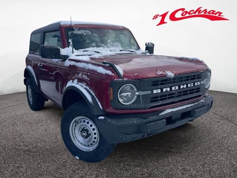 New 2025 Ford Bronco Base image 1