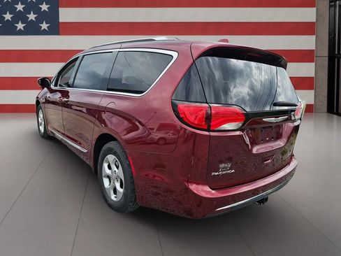 Used 2017 Chrysler Pacifica Touring-L Plus FWD image 21
