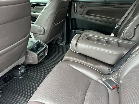 Used 2022 Honda Odyssey Elite image 9