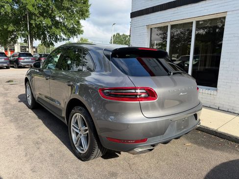 Used 2018 Porsche Macan Sport Edition AWD/4WD image 7