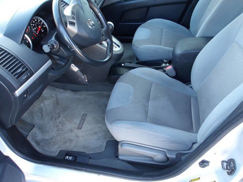 Used 2011 Nissan Sentra 2.0 S w/ Convenience Pkg image 5