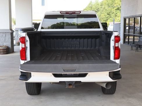Used 2024 Chevrolet Silverado 2500 High Country w/ High Country Premium Package AWD/4WD image 47