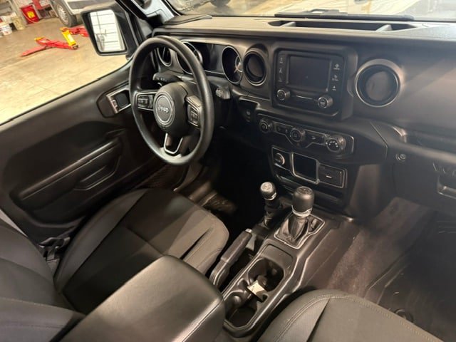 Used 2020 Jeep Wrangler Unlimited Sport AWD/4WD image 12