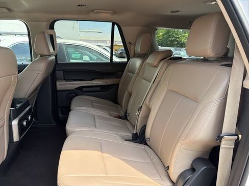 Used 2024 Ford Expedition Max XLT AWD/4WD image 22