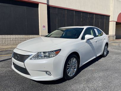 Used 2014 Lexus ES 350 w/ Luxury Package