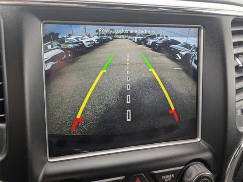 Used 2018 Jeep Grand Cherokee Laredo image 22