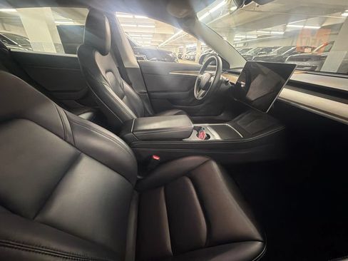 Used 2023 Tesla Model 3 Standard Range RWD image 5