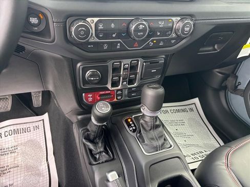 New 2026 Jeep Gladiator Rubicon AWD/4WD image 16
