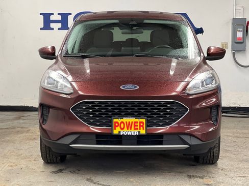 Used 2021 Ford Escape SE image 8