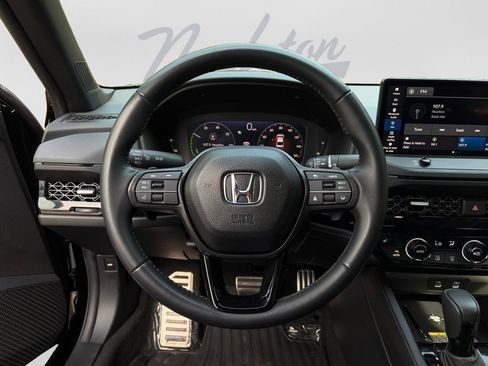 Used 2025 Honda Accord Sport image 19