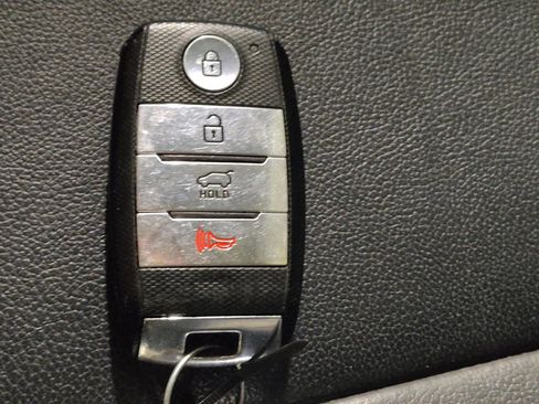 Used 2019 Kia Sportage EX w/ EX Premium Package FWD image 32