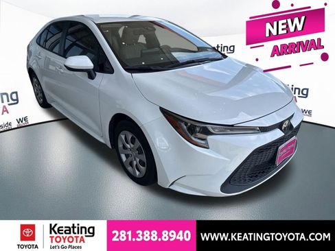 Used 2022 Toyota Corolla LE FWD image 1