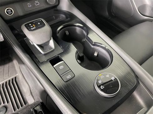 Used 2023 Nissan Rogue SL w/ SL Premium Package image 9