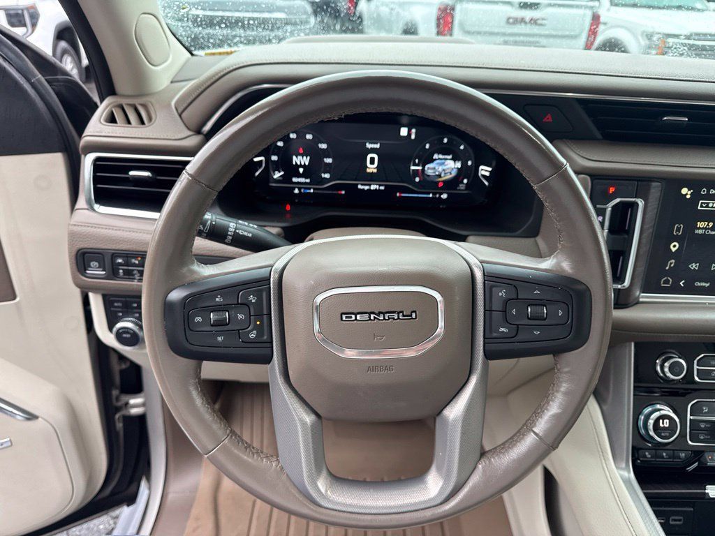 Used 2022 GMC Yukon Denali AWD/4WD image 11